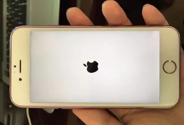 苹果手机4怎么解锁_苹果解锁手机密码忘记了怎么办_苹果解锁手机密码方法是什么