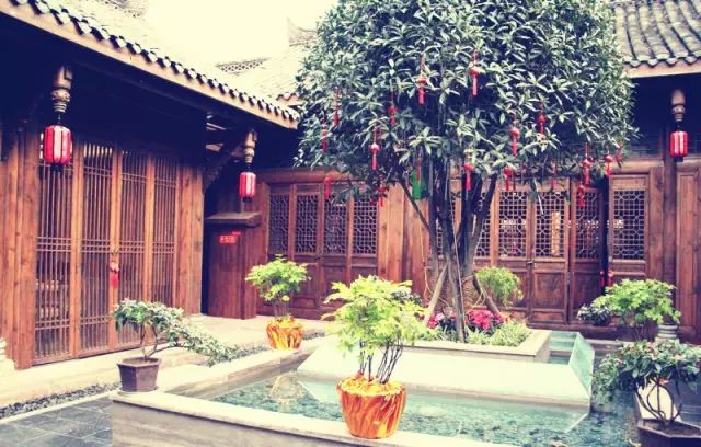 成都有座1000平米的逆天四合院,就在兰桂坊隔壁!