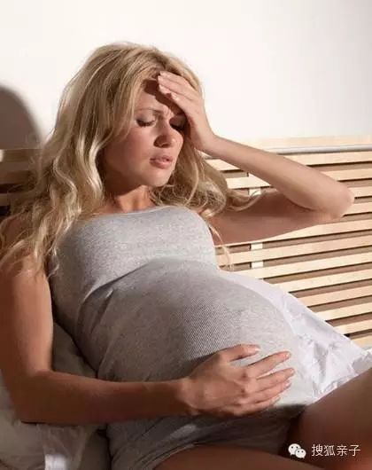 女人在怀孕初期应注意什么呢?