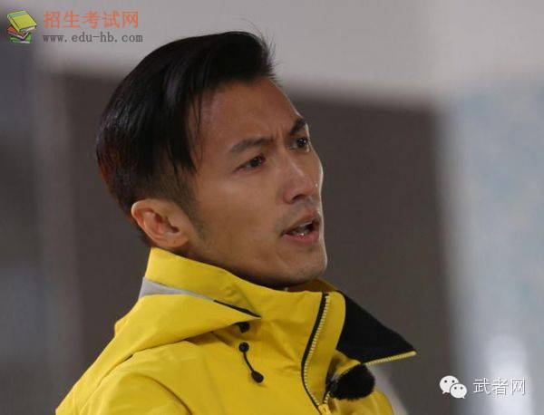 【视频】谢霆锋也是练家子!亲自指导美女打拳