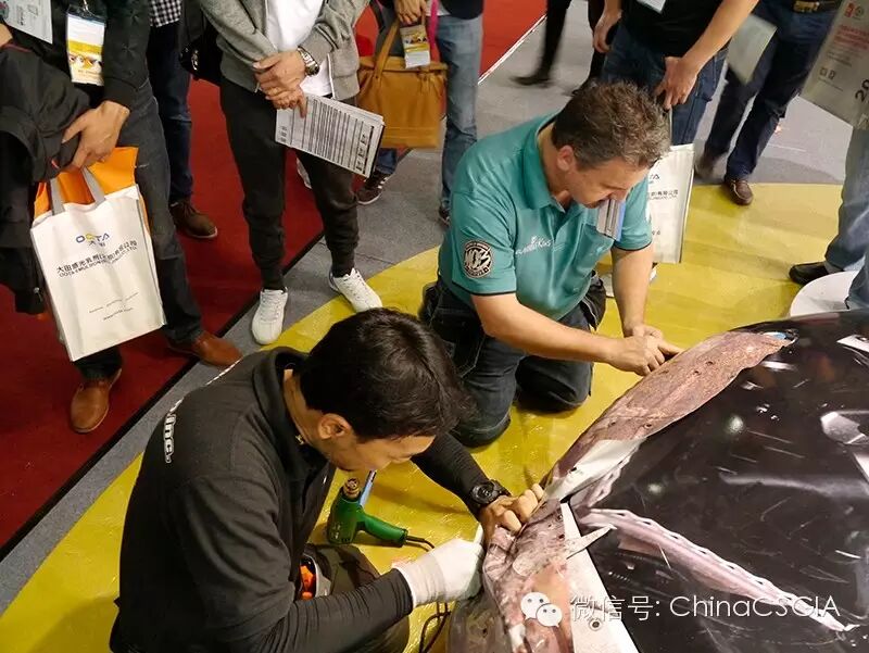 查理印花区人气爆棚 车身贴膜悦动现场