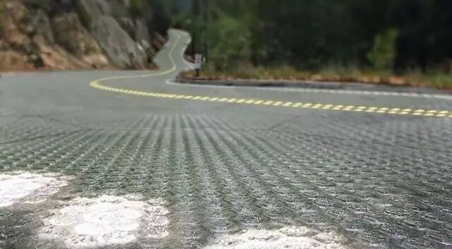 美好如此！这里不仅有太阳能LED星光大道、还有全球最大的太阳能LED花园