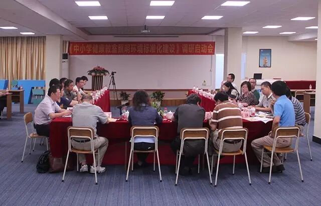 改善学校照明环境，这家企业在行动