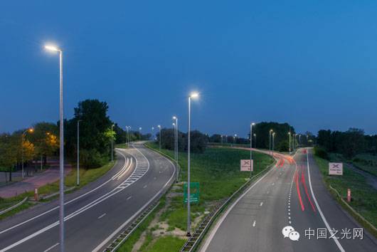 LED 照明 – 道路照明的不二之选
