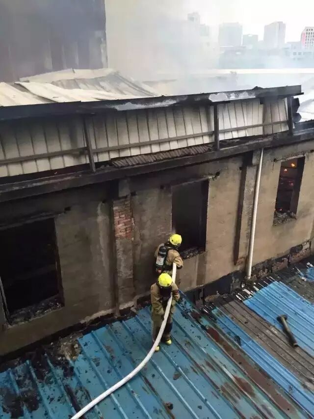 灯具市场火灾又起，事故为何频频发生？