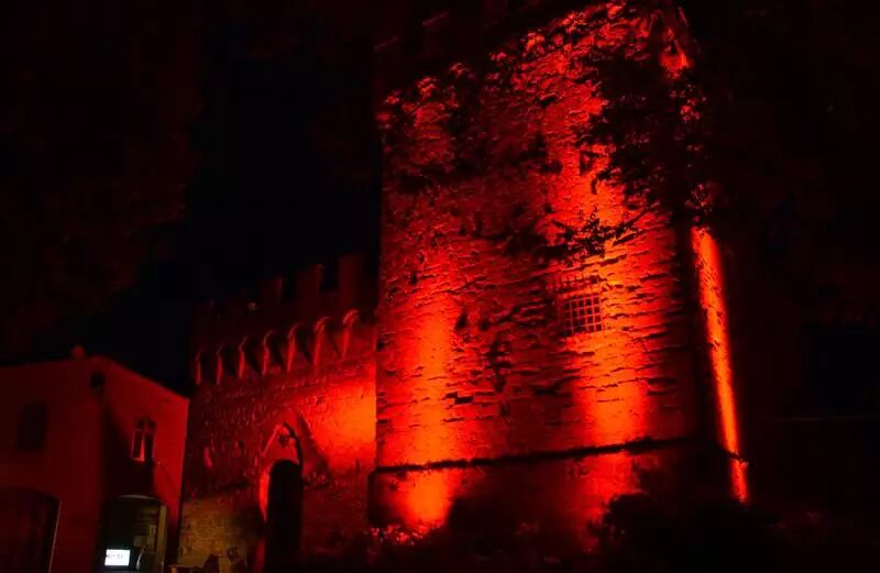 【案例】施莱德照明让意大利Casole d'Elsa古城重放光彩