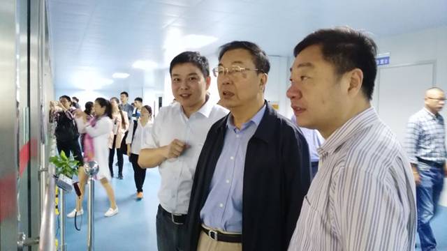 2016LED照明标准进展及灯具新标准培训班成功举办