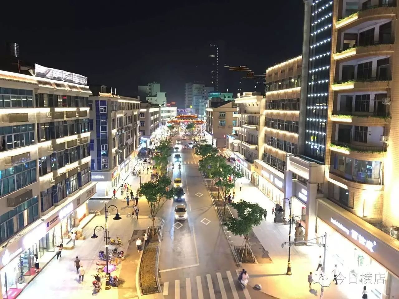 影视城,医院,学校,银行等单位,以及村(小区)住户,万盛南街商户代表
