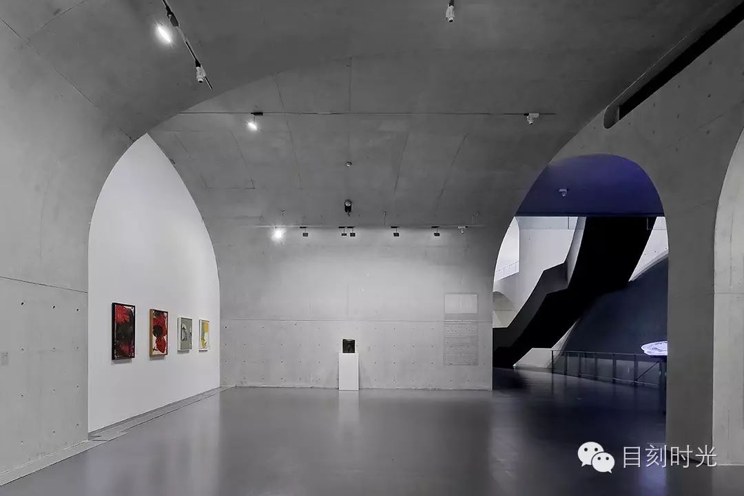 当代艺术展廊一层