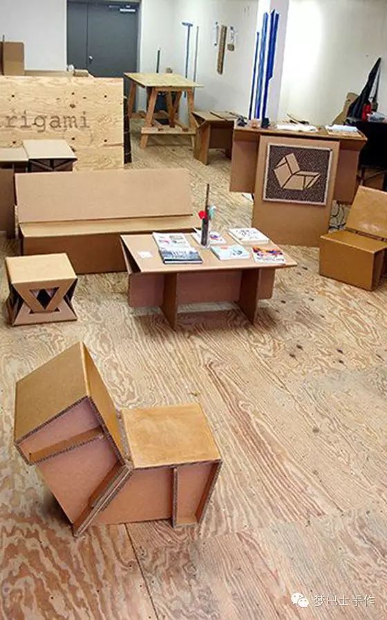 真有人拿纸箱做了一件件像样的家具卖家居的哭了