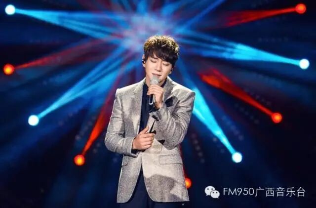 他一开口就圈粉百万,黄致列是怎么做到的?