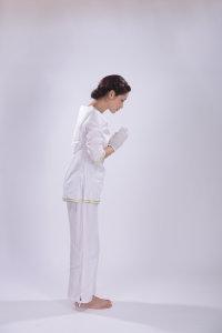 【佛忏瑜伽】108拜心宽气顺病不来