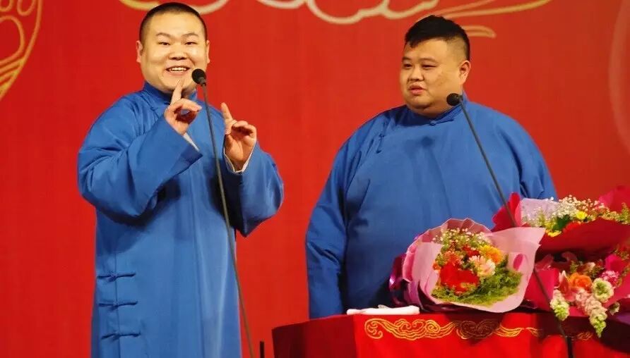 他是相声界的黄渤,14岁离家遭人谩骂,19岁学相声差点...