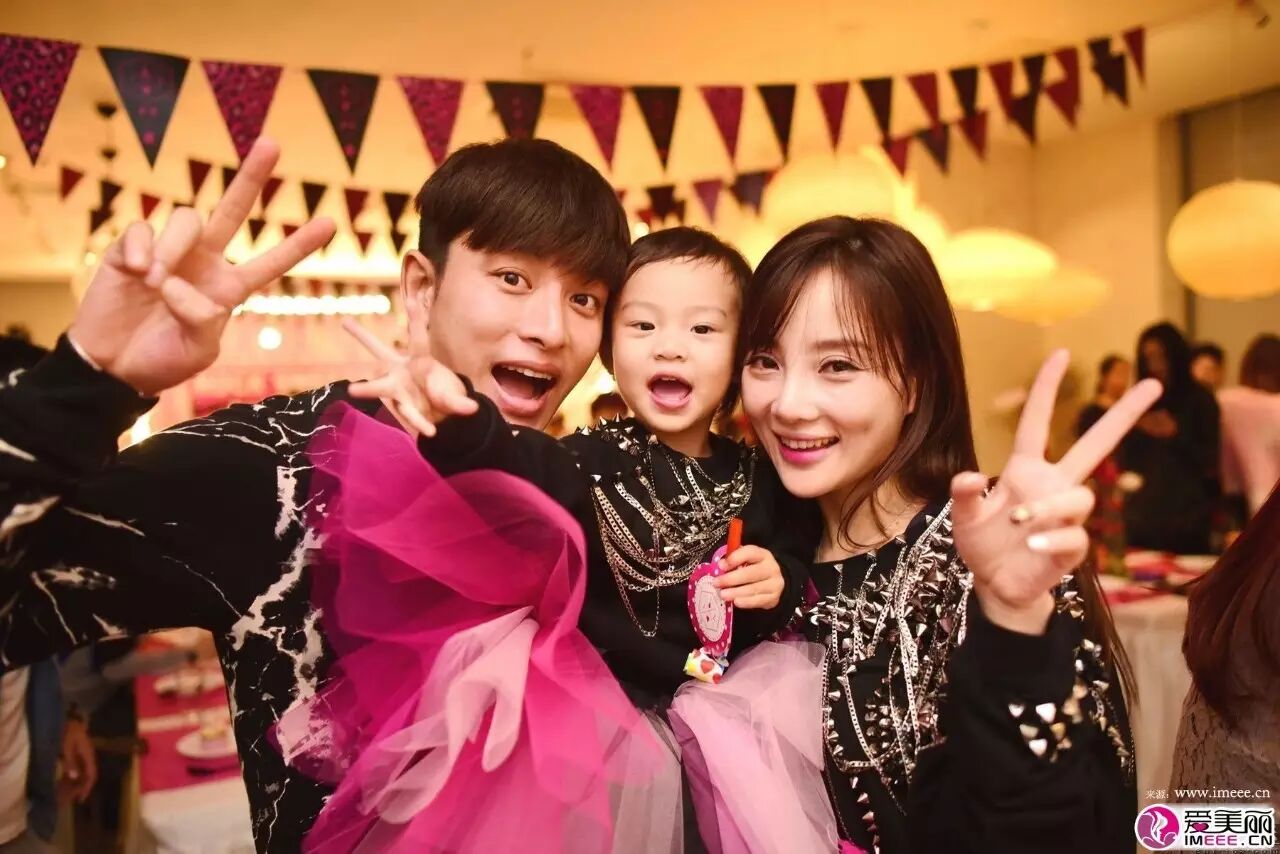 有了贾乃亮和甜馨的李小璐,就算是被吐槽网红整容又怎样