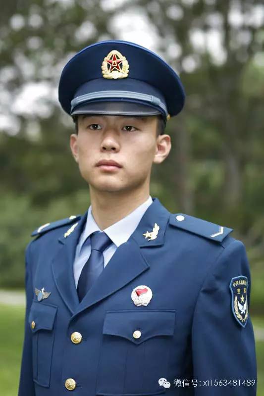 中国的军衔军官资历军装常服各大军区臂章