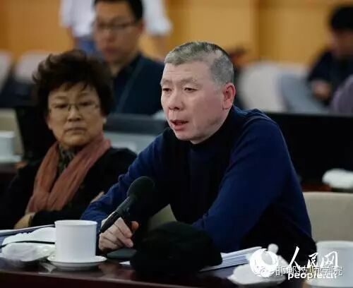 冯小刚:将与成龙张国立建立影视技工学校