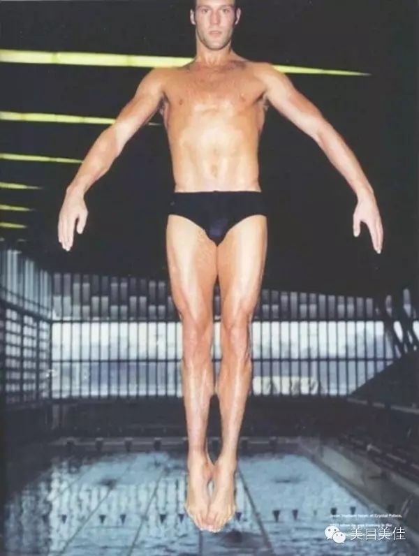 杰森·斯坦森曾经是一名跳水运动员,在遥远的1992年,他代表英国参加了