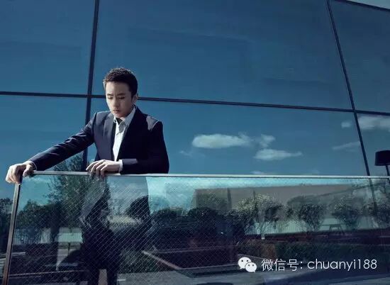 邓超的穿衣秘诀 <wbr>越自信穿得就越简单