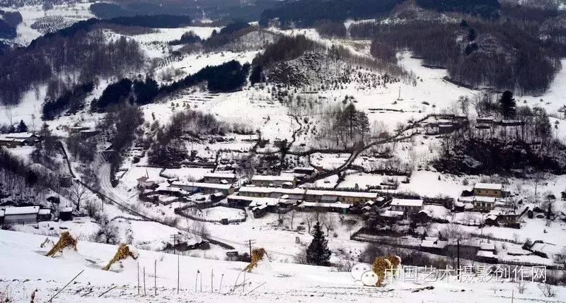 近几年新发现东北的雪村—《水墨山村》摄影习作