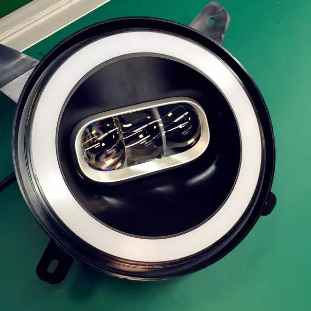 硅衬底LED再次助力小牛电动车 M系列新品车灯备受瞩目