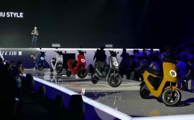 硅衬底LED再次助力小牛电动车 M系列新品车灯备受瞩目