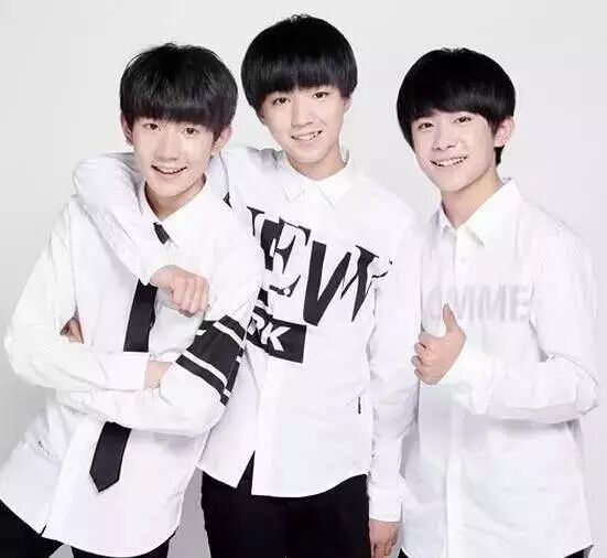 “全球流行音乐年度盛典”TFBOYS获“年度最受欢迎组合...