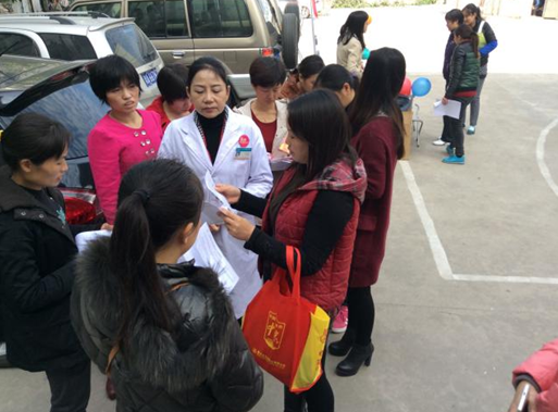 美丽女人花—流动体检车