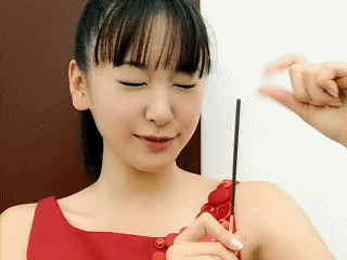 别再贴双眼皮贴了，再贴眼皮都塌了！