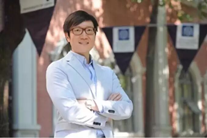 【上理中英 学院动态】我院工程学院Raymond J. Ro博士最...