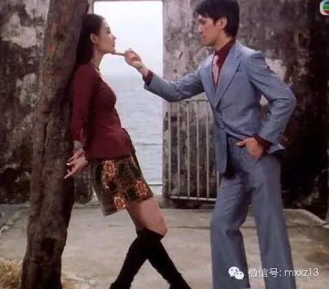 她流产四次,还是留不住谢霆锋的心,但谁说婚姻失败就不...