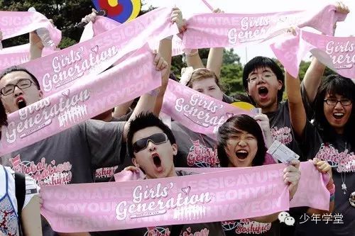 “我想和李易峰结婚”!小学生作文惊呆众人,追星该如何...