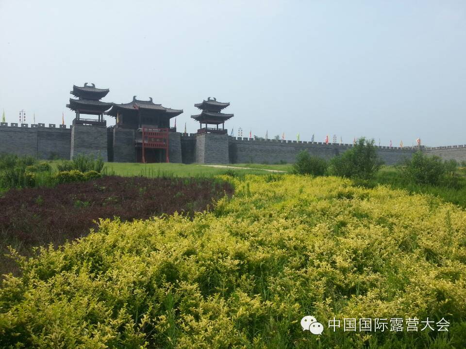 露营之家东平营地主题公园标志性大门落成(图3) 露营之家东平营地主题公园标志性大门落成(图3)