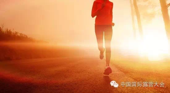 【奥迪2015中国国际露营大会万宁彩色马拉松十分赛报名开始啦】跟奥运明星一起奔跑吧，兄弟！(图1)