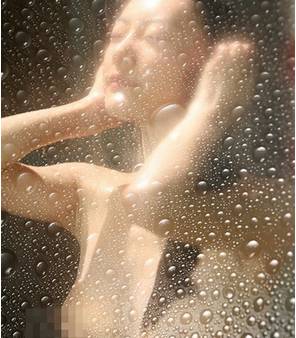 特警性侵9女生爆1700张性虐裸照  教师涉性侵引公愤