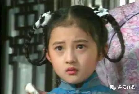 听说了吗?金铭成了“螃蟹妹”居然在丹阳卖螃蟹……