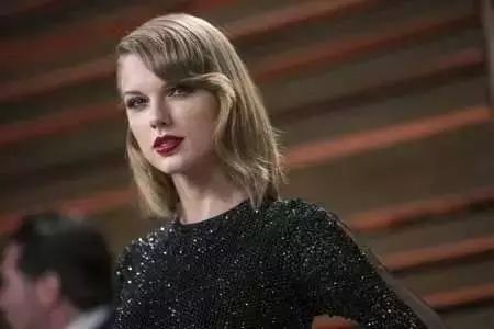 霉霉Taylor Swift的73个问题快问快答,说英文简直太美了