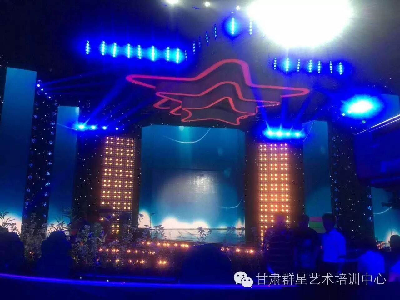 中央台CCTV-1综合频道_中央三台_中央台节目预告表