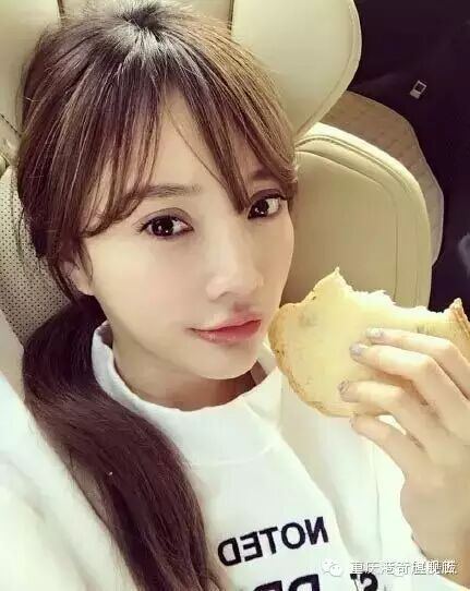 纳尼?贾乃亮也做了美瞳线?还补了色?