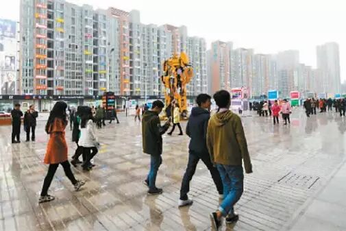 大学生创业项目合伙人介绍_大学生学校创业好项目_创业项目合伙