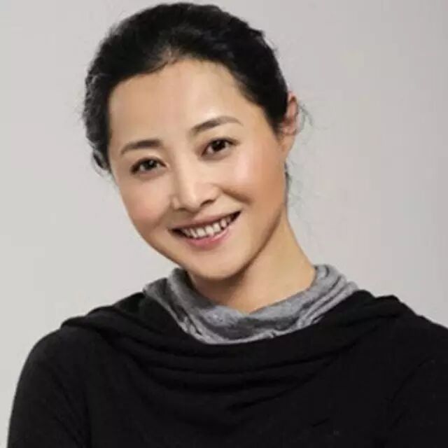 演员刘蓓:见佛流泪虔诚礼佛