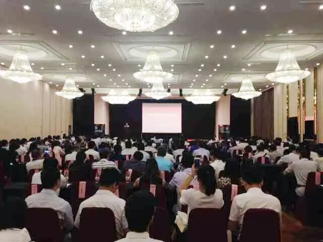 国家中药标准化首批建设项目涉及中药大品种59种，常用中药饮片101种