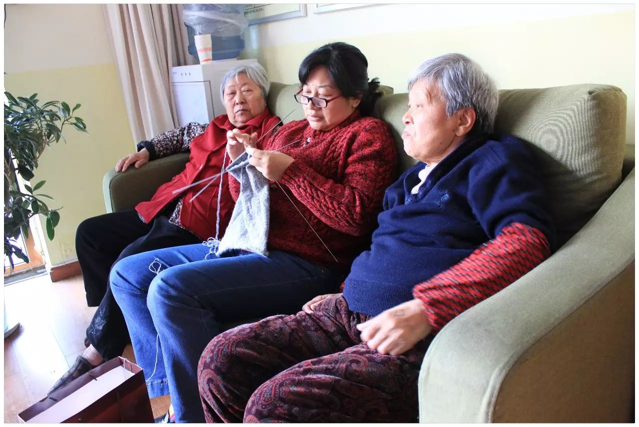 广安市政协副主席访问攀枝花养老院
