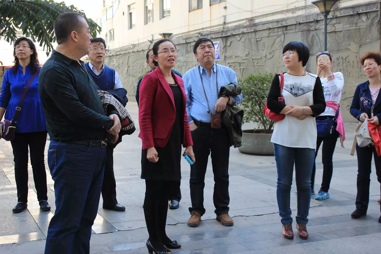 广安市政协副主席访问攀枝花养老院
