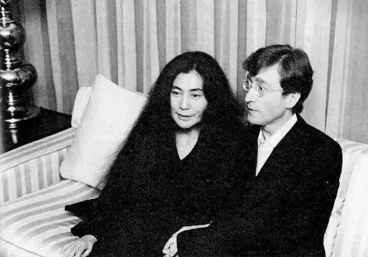 John Lennon写过的明信片