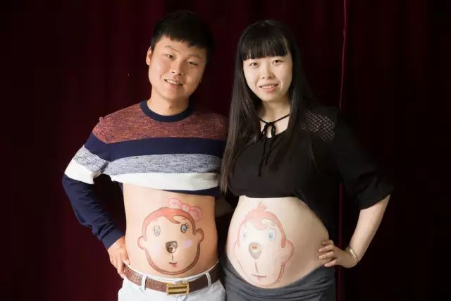 潮爆辣妈肚皮彩绘——松滋妇幼热辣来袭