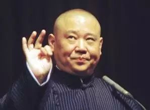 郭德纲于谦搞笑相声 于谦爸爸上厕所 笑死了
