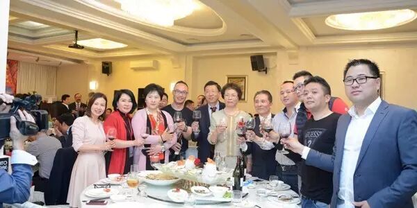 意大利上海联谊总会换届庆典暨第一届意大利上海总商会成立