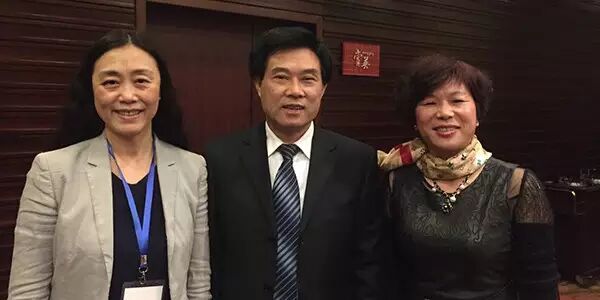 “2015港澳及海外侨领国情研修班”正式开班