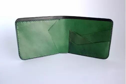 這個(gè)90后女生的手工皮具品牌重新定義奢侈品，“好設(shè)計(jì)”治愈你的伐開心