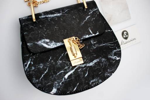 這個(gè)90后女生的手工皮具品牌重新定義奢侈品，“好設(shè)計(jì)”治愈你的伐開心